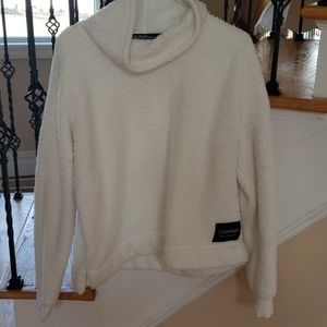 White sherpa CALVIN KLEIN oversized turtleneck